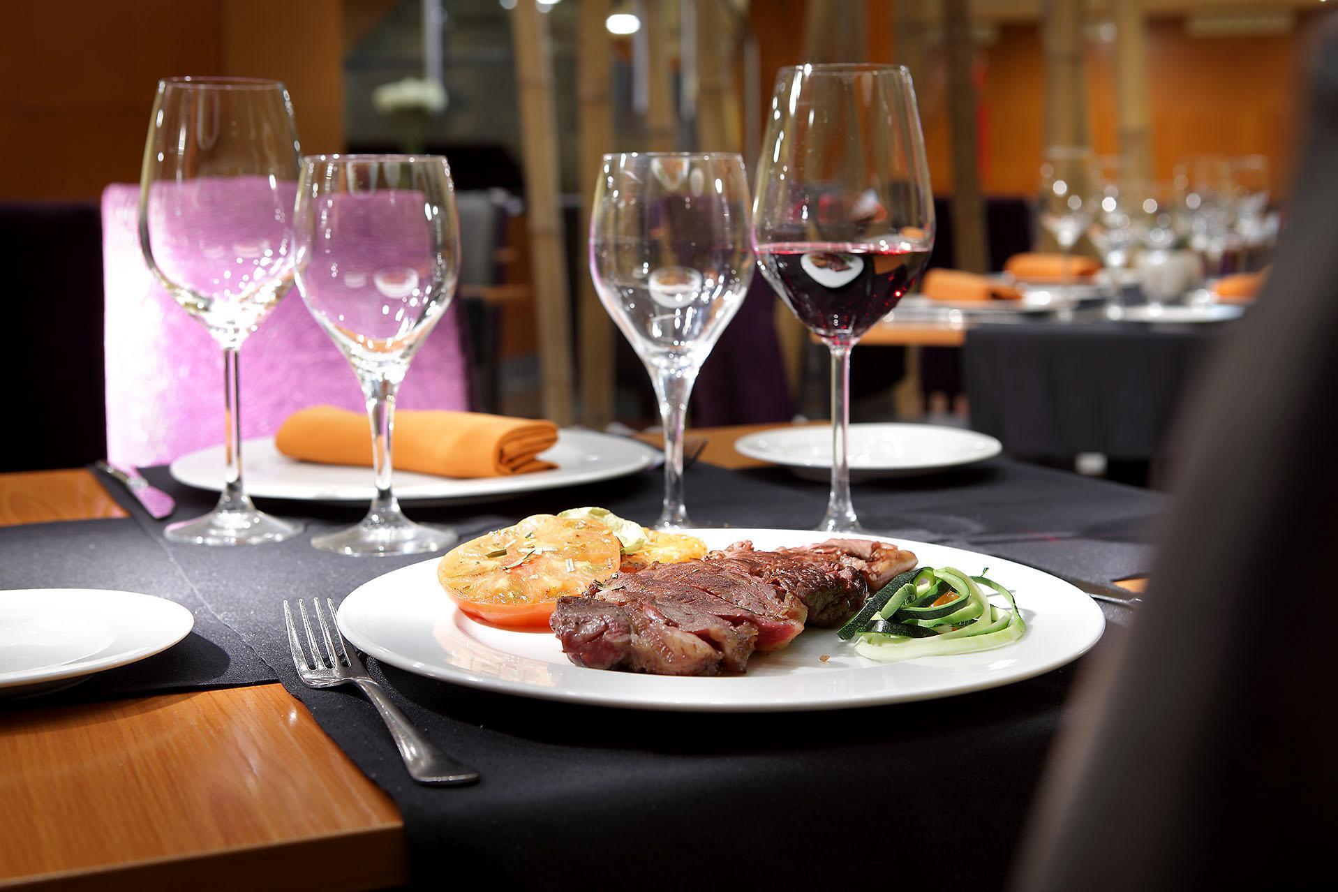 Eurostars Gran Madrid Hotel Alcobendas Ngoại thất bức ảnh