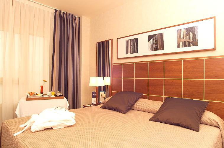 Eurostars Gran Madrid Hotel Alcobendas Phòng bức ảnh